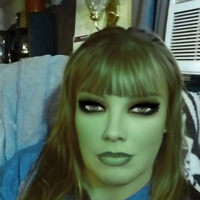 Michell25594084's profile picture. 