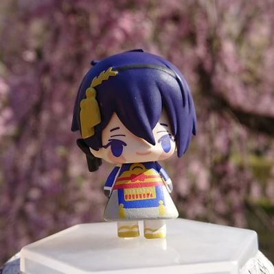 ヒバリちゃんってご存知ですか？知らないってことは希少性があるってことですよ。ぜひ みきとP (MikitoP) – 僕は依存症 (Boku wa Izonshou) Lyrics