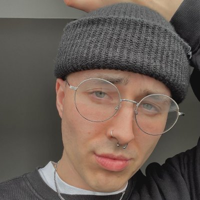 kieranlyonss's profile picture. jehstrr || whatever happens, happens.