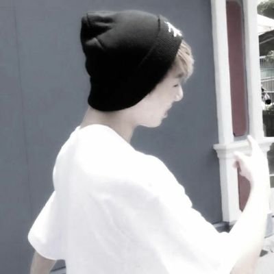 I will love the light to show me the way, but I will endure the darkness because it shows me the stars.
October.031022