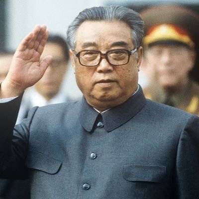 Dutch / anti-imperialist / software developer 💻🖥️ .
We must give our all in the struggle to unify the entire society with Kimilsungism and Kimjongilism.