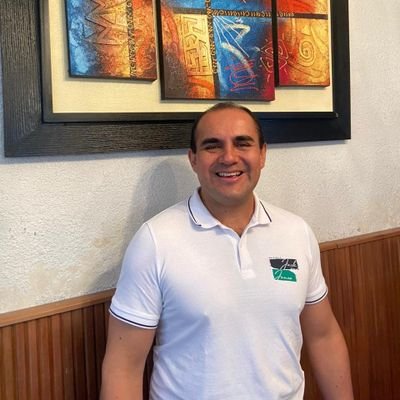 SoporteEC's profile picture. Soluciones tecnológicas que innovarán tu empresa y los procesos con el mundo digital. Servicios: Páginas Web, VoIP, Tecnología.