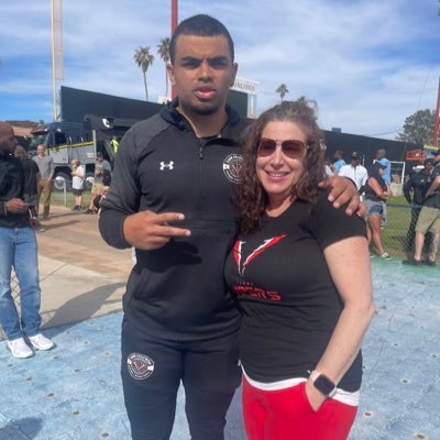 Proud mom, football mom to my favorite XFL Vegas Vipers RB 🏈 and grandma to both their pups 🐶🐶 Ask, Believe, Receive ❤️🙏🏼