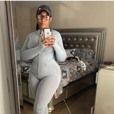 CynthiaMrogan's profile picture. one love 😙 I am looking for a serious relationship with a man 💔