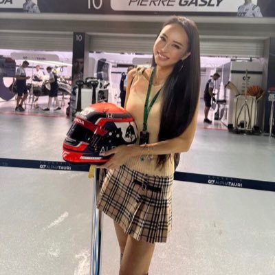 F1🏎️🏁が大好きで世界中飛び回っています。 テスラ初心者。テスラの情報収集のために眠っていたTwitter起こしました。モデル3購入予定。新型待ち。