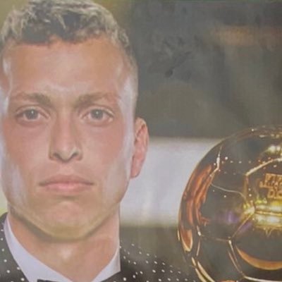 Lyle_Messi's profile picture. okay dad.          https://t.co/6dCendBWUb