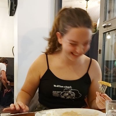 a veces estoy triste... pero otras me chupa un huevo 🤌🏻
@lvseilish pero aquí hablo de otras cosas