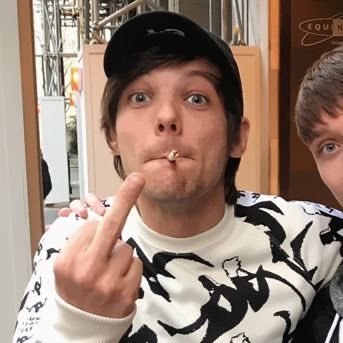 Taylor’s versión🎧|| @louistomlinson @harrystyles