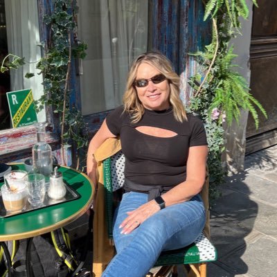 bevlarson60's profile picture. Followed by @glennkirschner2 @Hugolowell @Lawindsor @Donwinslow @girlsreallyrule #ResistFacism #AbortionRights❣️ #BLM #LGBTQ 🌈 #banAssaultRifles #Blue2024