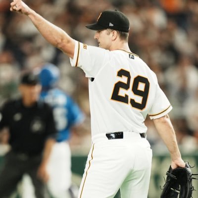 #29 LHP for the @TokyoGiants (フォスター・グリフィン)