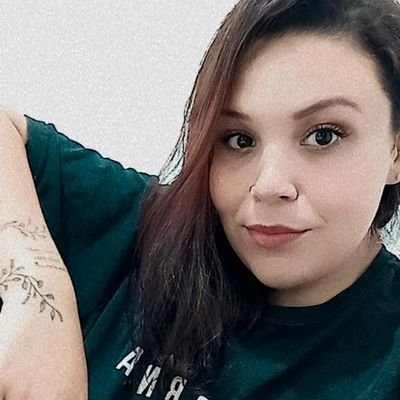 Livrai-me de tudo que me trava o riso , Amém !
04/12/2021 👩🏽🤝👩🏻💍