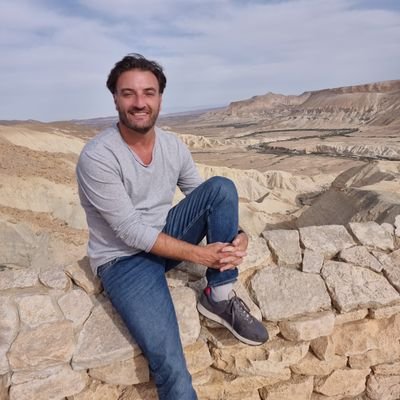 Abogado. Mati, Simon y David, mis 🌞🌞🌞 junto con el 🌈Anna! RxA Comuna 2. Nunca me olvido que soy marplatense 🏖 y de Boca!