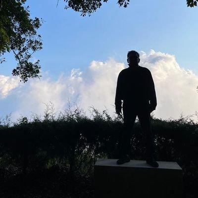 SalvadorReyesA's profile picture. Dad ³.
Dios,Unión,Libertad.