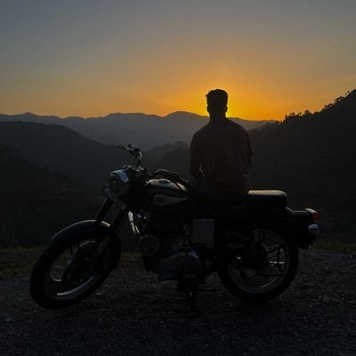 bohra_08's profile picture. Stay WilD...