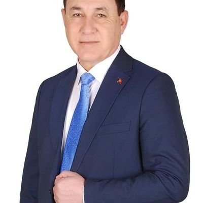 Siyasetçi.
Sevdamız Yüreğir ve Yüreğir halkımız. Hedefimiz Yüreğir halkımıza hizmetkâr olabilmek.