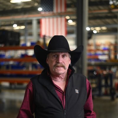 Richard93020123's profile picture. 