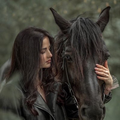 ﮼آتقنت ﮼الكبرياء ﮼حتى ﮼نسيت﮼كيف ﮼ابكي.♛↭✘ .
