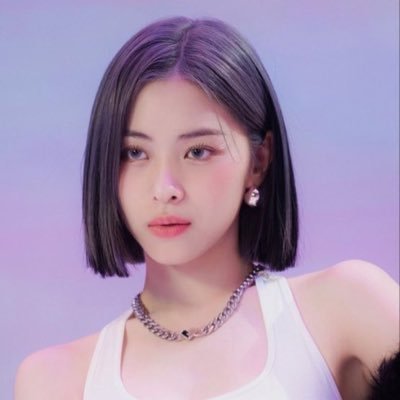 ryuchinie's profile picture. ryujin's gf