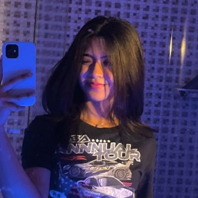 nimraaaa_04's profile picture. 