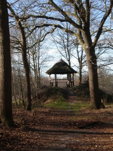 Het Informatieteam West-Brabant bestaat uit een team van vrijwilligers dat zich inzet voor Natuurmonumenten. Ze betrekt bezoekers bij de natuur.