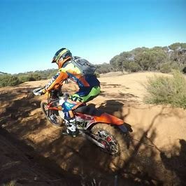 Bottomtop15's profile picture. I live in a country run by the corrupt  ANC. I see how NOT to run a country. I see crime & desperation. I'm waiting to see the beauty thrive again.