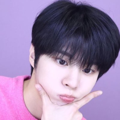eunttog1027's profile picture. #김우석만
