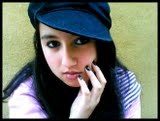 Ariana, 27 de março, gosto de garotos que sabem chorar por amor e que gritam pro mundo que estao apaixonados...sobre mim: a solidao nao ée minha companheira!!!