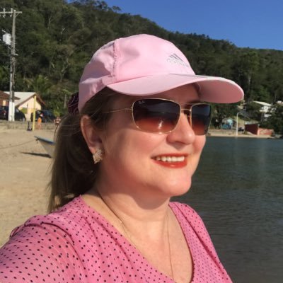 MariWeinfurter's profile picture. Data Engineer | Professor | MSc | Mommy | Grandma | Volunteer | Interest in HCI, ML, DB, AI, Software Engineering, Data Engineering, Python, SQL/NoSQL.