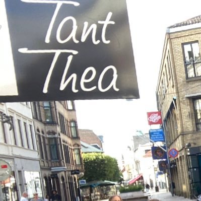 johpou's profile picture. 