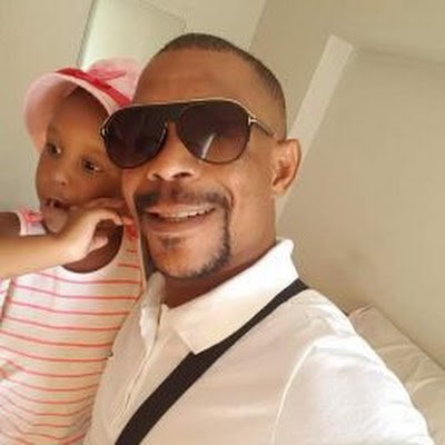 Hassane86363384's profile picture. 