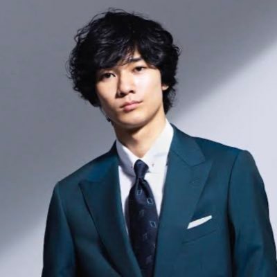 ara_arare_'s profile picture. 金融JTC / 読書/美容/投資