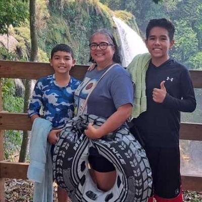 Suseth1976's profile picture. Ser una persona servicial.