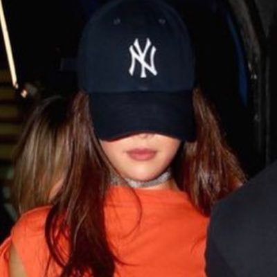 RAREFENTY's profile picture. FAN ACCOUNT!! not afflicted with any celebrity :)