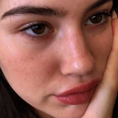 thdeadpoet's profile picture. 