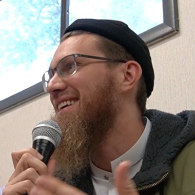 American Muslim convert, Islamic University of Madinah graduate.