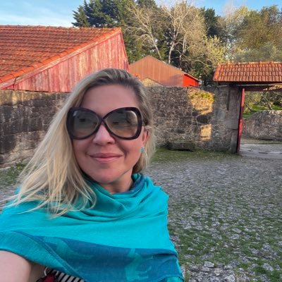 alessandranoll's profile picture. A multitasking mom with superpowers. Canadian, Brazilian journalist.