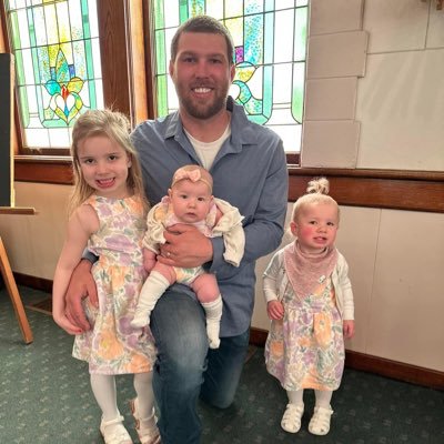 JonHoeksema's profile picture. 5th generation corn, soybean, milo, alfalfa and hay producer