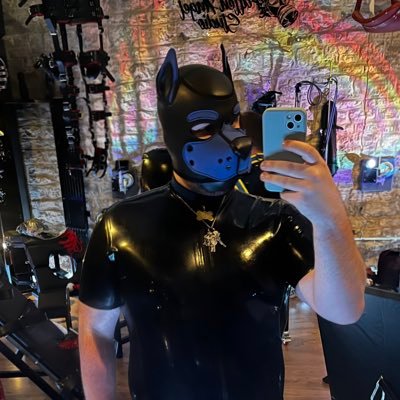 Hi, I’m Ripley and I love Rubber, Lycra and lots of kinky stuff. NSFW content so no under 18s please @pup.ripley on Insta 🏳️‍🌈🐶