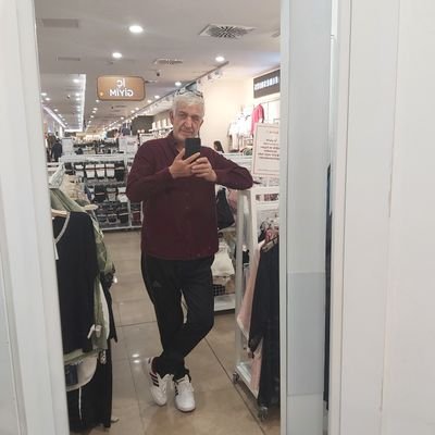 MustafaTitiz14's profile picture. sonsuza dek atatürkçü selanikliyim öz ve öz annem ve babam