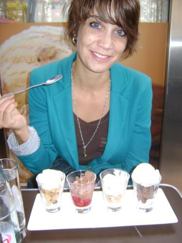 Mie_chelle's profile picture. Accountmanager| passie voor online media en design| sportgek| vreetzak| creatieve stuiterbal