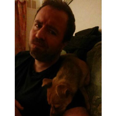 Welcome to my diverse world - I'll be tweeting about Kylie, MUFC, Football, UFC/MMA, Melfest/Esc, Music, #FROMily, Learning Swedish ...& some pics of my dog!