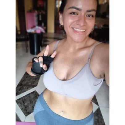 Abogada, animalista, pro-vegana, atea y madre, mujer de hechos!
Fan del buen boxeo 🥊 y todos sus derivados!
PotterHead 🕯️