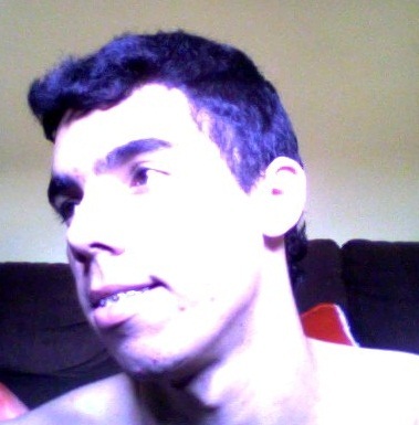 Evangelico e Musico *-*
Um cara que só precisa de atenção e de carinho pra ser feliz !