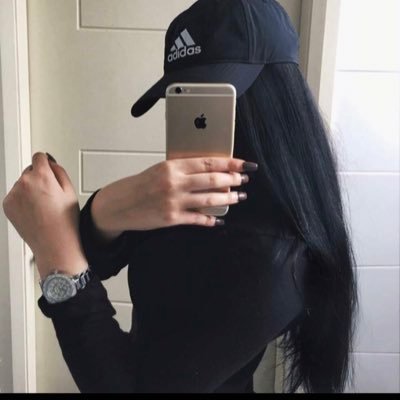 ykl_ll's profile picture. 