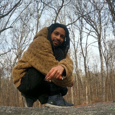 see0_owhy's profile picture. streaming. 
🧘🏽‍♂️🍿🎧🎮⛰❤️‍🩹 🍄 📚