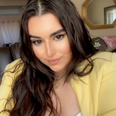 skumbelinaa's profile picture. #BLM (she/her/they)