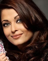 The unofficial fan club of Aishwariya Rai Bachchan.
Actress, Wife and now a Mum to a beautiful girl. We love u aish:)