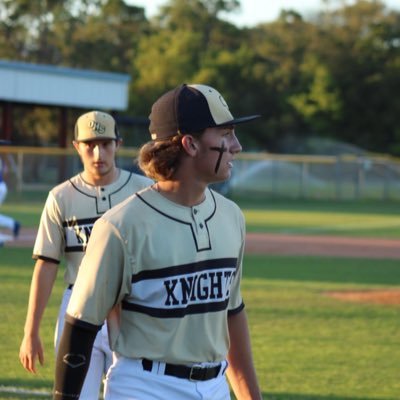 Oakleaf High School 2026 1st/3rd base/ RHP |GPA- 3.97| email- ethan32073@gmail.com