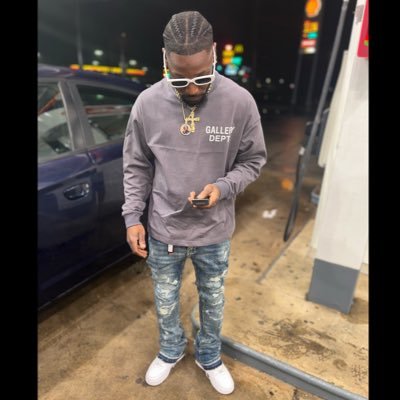 Flyest Promoter in North Alabama ✈️ #RaloFREE✊🏿🤞🏿♥️💰 #YKNCEO #BDBENT #MotionBoiENT 🦍