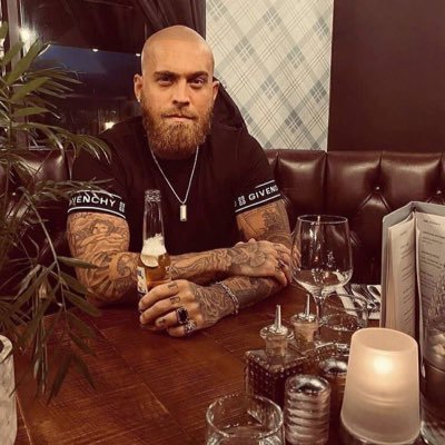 _iamscotty7's profile picture. _ @chelseafc ⛳ _ Golf Life 📍 _ 🇬🇧 This Is Life And Be Careful Who We Trust ❤️📍